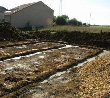 Vue coté habitation, le vide sanitaire sera monté début octobre