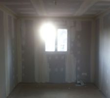 Bandes d'enduit (chambre parentale)