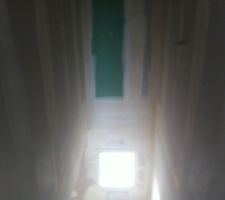 Bandes d'enduit (cage d'escalier)