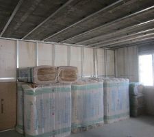 Un peu de laine de roche &agrave; poser !