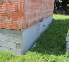 Enduit de sous bassement .