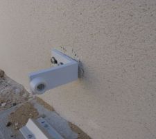 But&eacute;e du portail qui se d&eacute;sserre ...