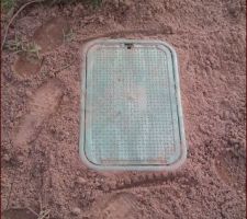 Voilà le coffret d'eau jumelé avec mon futur voisin qui construit en 1ère ligne