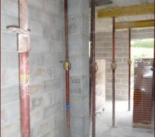 Installation du conduit de fumées (RDC)