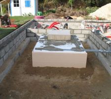 Cave en place et enterrée sous la dalle