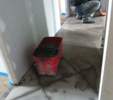 Joints couloir 1er &eacute;tage en cours