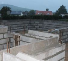 Et l&agrave; le salon