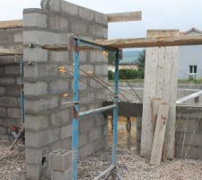 Les futurs escaliers, version fer &agrave; beton