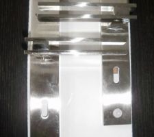 Les poign&eacute;es de porte qui seront chang&eacute;es