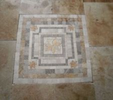 D&eacute;tails de la rosace.