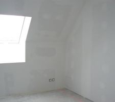 Bureau apr&egrave;s pon&ccedil;age,enduit et repon&ccedil;age!