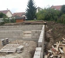 Les rangs de parpaing du Vide sanitaire