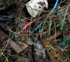 Les d&eacute;chets enfouis dans notre terrain par Trecobat