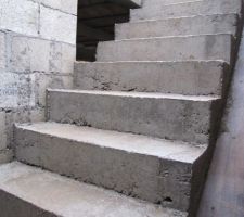 Chantier nettoy&eacute; en attendant la charpente