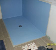 Pose d\'une sous couche d\'&eacute;tanch&eacute;it&eacute;