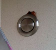 Bouche extraction hotte ...petit &eacute;clat enduit