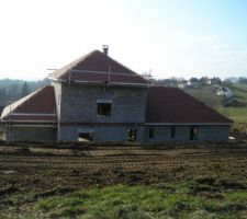 Photo derrière maison exposée nord est