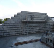 Photo de l'&eacute;l&eacute;vation des murs d'&eacute;tage n&deg;23