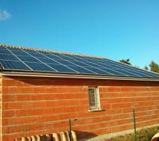 Pose des panneaux photovoltaiques système EASYROOF et panneaux ISOFOTON
