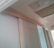 Porte coulissante de la salle de bain