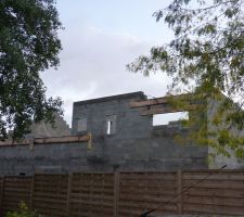 Photo de l'&eacute;l&eacute;vation des murs d'&eacute;tage n&deg;34