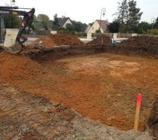 Enfin un engin sur le chantier !