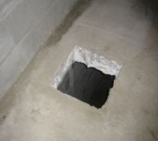 Trou pour conduit de fum&eacute;e vue de l'&eacute;tage