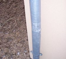 Pourquoi un rajout de goutière on ne sais pas c la seul en plus en face que ma fait mon terrasier?