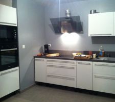 Montage de la cuisine en cours