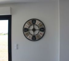 Horloge en place