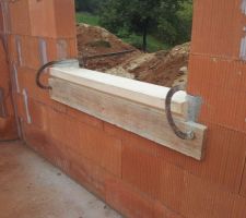 Pose des rebords de fen&ecirc;tres