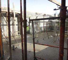 Pr&eacute;paratif pour accueillir l'armature de la chape