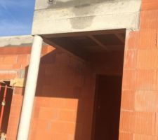 Nouvelle erreur pour un trou EEP juste au dessus de l entr&eacute;e ... Sympa l accueil :)