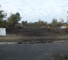 Le terrain juste avant l\'ouverture du chantier