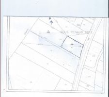 Terrain de 1000 m2 en bordure de viabilisation sur la rue