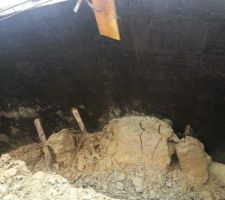 Etancheite!et affessement de la terre du aux pluies de ces derniers jours!