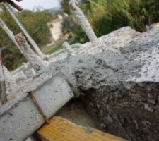 L\'appui des poutrelles sur la poutre BA entre 1 et 2cm est il suffisant ?