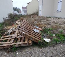 Zone déchetterie du terrain