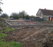 Allez c'est partie la maison sort de terre