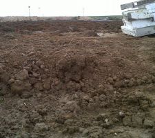 26/11/13-Pourtour de la maison remblay&eacute;