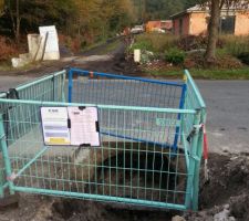 Ouverture de l'autre côté de la route et tentative de fonçage échouée