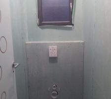 Habillage du bati support Grohe 38 584 001