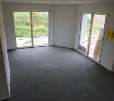 Chappe du rez coulée par dessus l'infracâble.