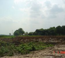 2009 - remblai termin&eacute; on va atendre que cela se tasse bien et on construira en fin d'ann&eacute;e 2011