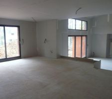 Vue de la suite parentale, sur la salle à manger/cuisine et en bas le salon.