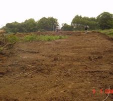 2009 - remblai d'un chemin de 4m de large sur 50m menant du terrain &agrave; la rivi&egrave;re