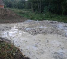 Micropieux terminés... recouverts par la boue de forage
