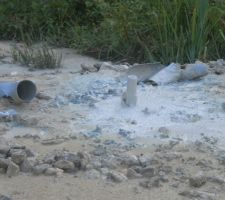 Micropieux terminés... recouverts par la boue de forage