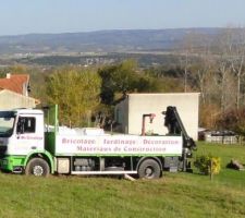 Camion   terre argileuse mouill&eacute;e = ?