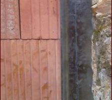 Étanchéité entre le mur du voisin et la maison